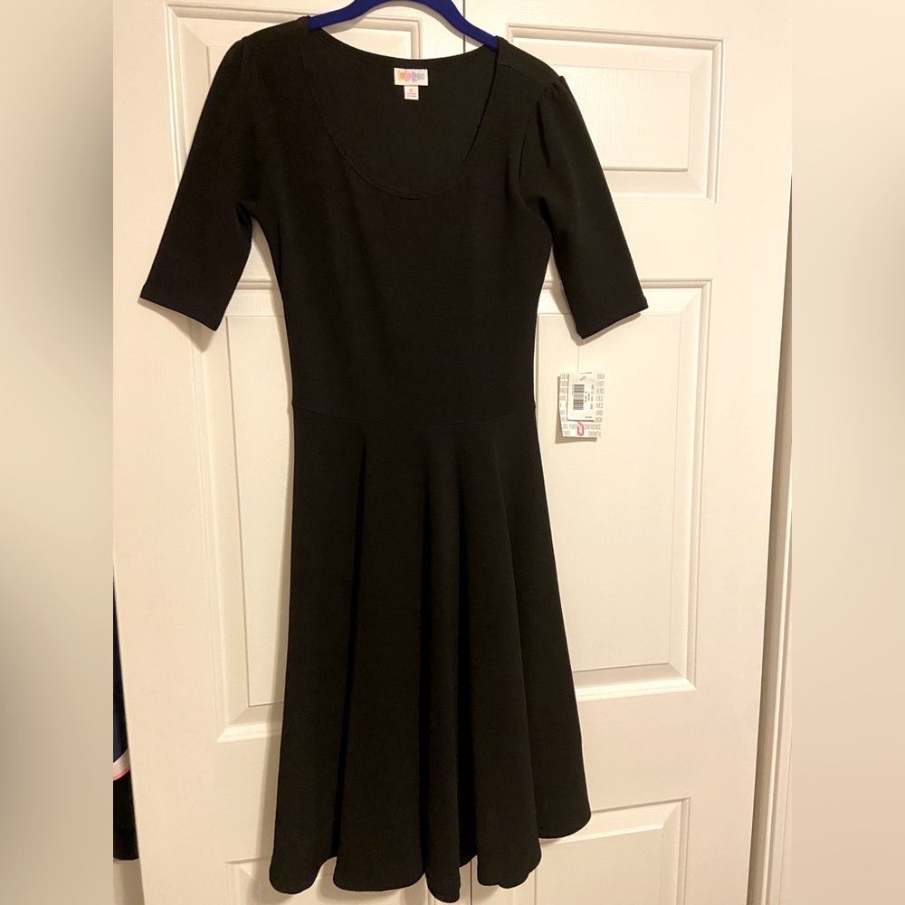 Size Small LulaRoe Nicole - NWT